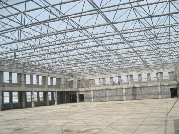 風(fēng)雨操場(chǎng)